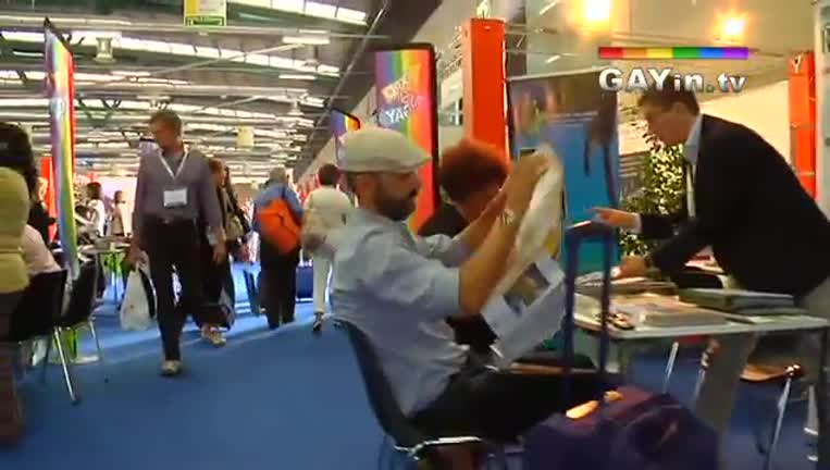TURISMO LGTBI - NO FRILLS 2011 EXPO (VIDEO)